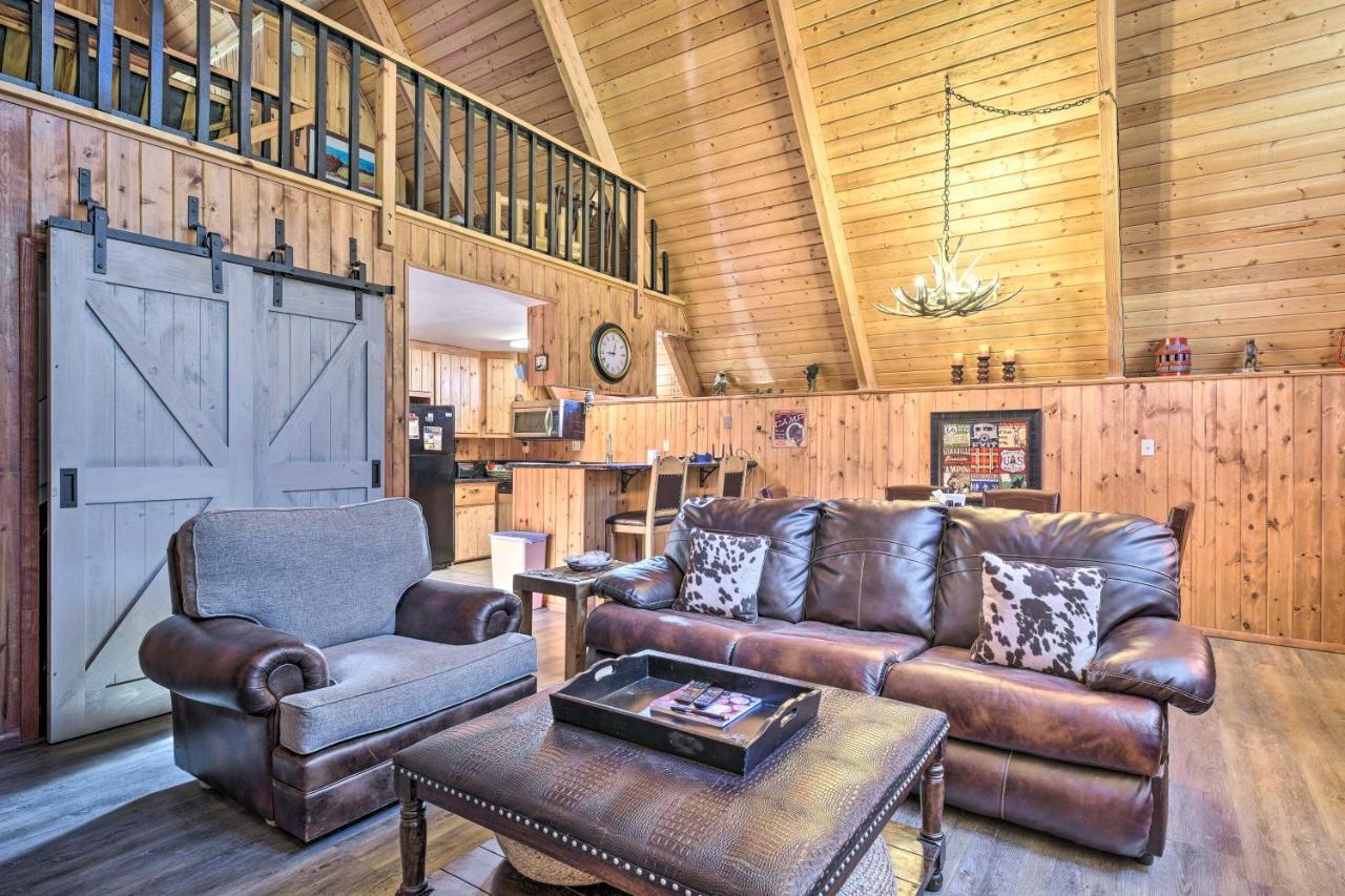 Ski-Inandski-Out Red River Cabin With Mtn Views! Bagian luar foto