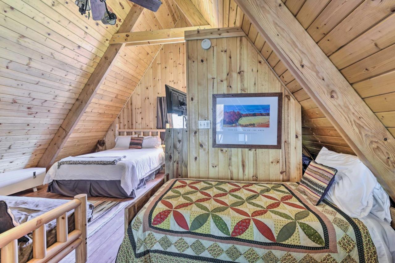 Ski-Inandski-Out Red River Cabin With Mtn Views! Bagian luar foto